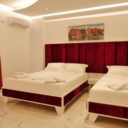 Lumi Hotel Sarandë Eksteriør bilde