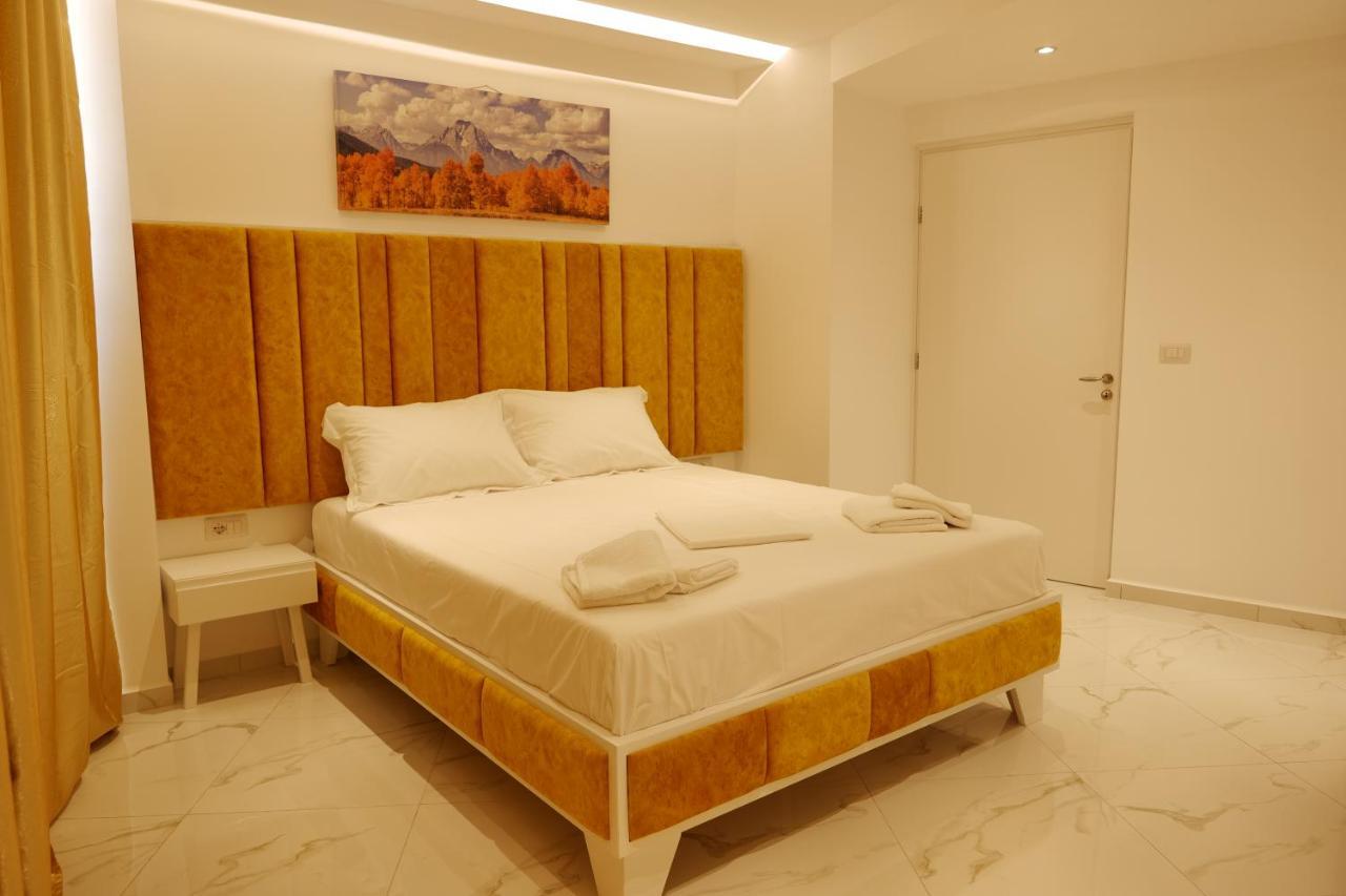 Lumi Hotel Sarandë Eksteriør bilde